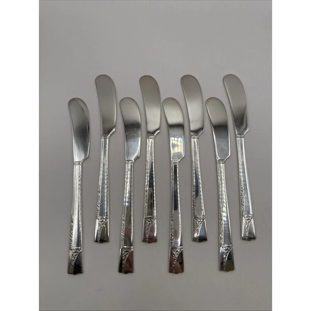 8 - Oneida Nobility Plate CAPRICE Silverplate Butter Spreaders NEW